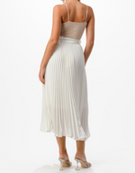 Load image into Gallery viewer, PLEATED SKIRT MIDI
