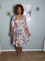 Load image into Gallery viewer, SWING DRESS - Telah&#39;s Boutique
